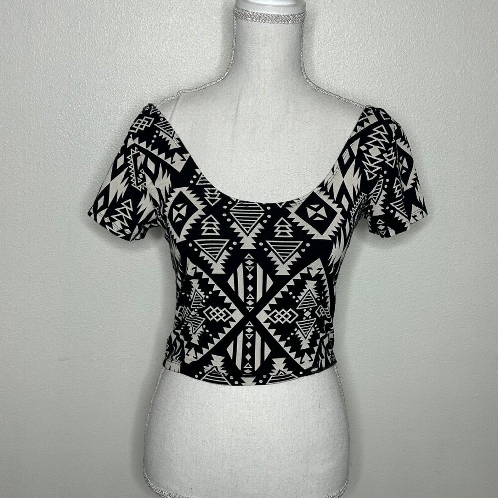 Pink Victoria's Secret Crop Top Tribal Print Black And Tan Size S